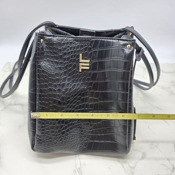 London Fog Crossbody Bag Coco Crocodile Embossed Black Vegan Leather Satchel - Picture 9 of 13